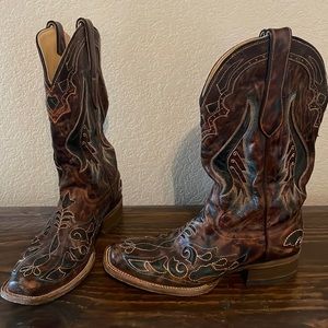 Corral cowboy boots
